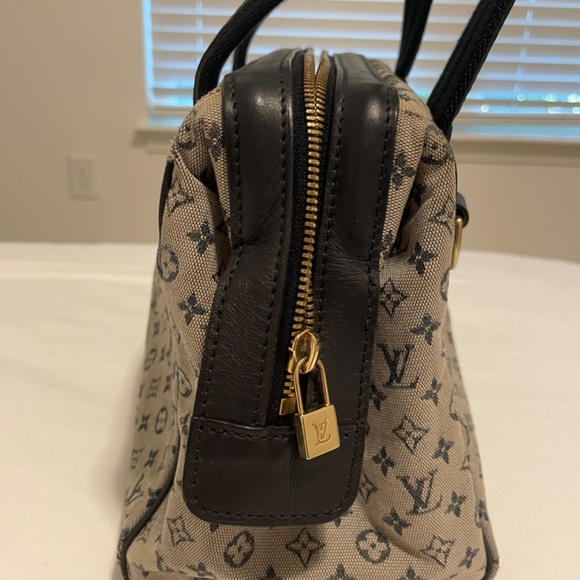 Louis Vuitton Monogram Josephine Women Bag - Picture 4 of 13